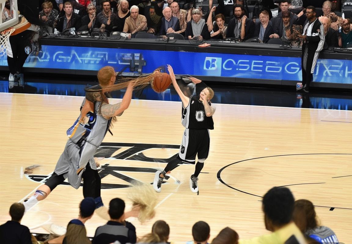 2017年NBA季后赛首轮：马刺逆转胜灰熊，伦纳德三分定乾坤(图2)